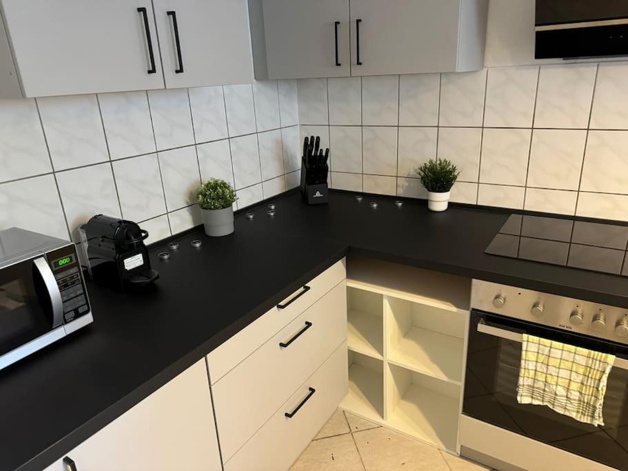 Townhouse Fuer 10 Personen Mit Garten Esslingen am Neckar Zewnętrze zdjęcie
