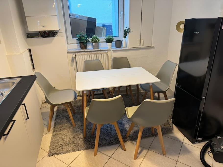Townhouse Fuer 10 Personen Mit Garten Esslingen am Neckar Zewnętrze zdjęcie