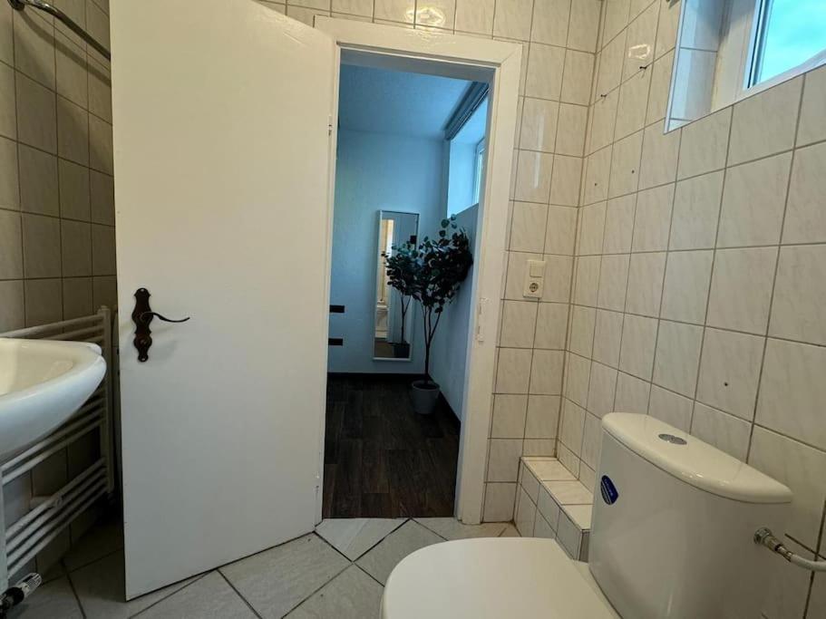 Townhouse Fuer 10 Personen Mit Garten Esslingen am Neckar Zewnętrze zdjęcie